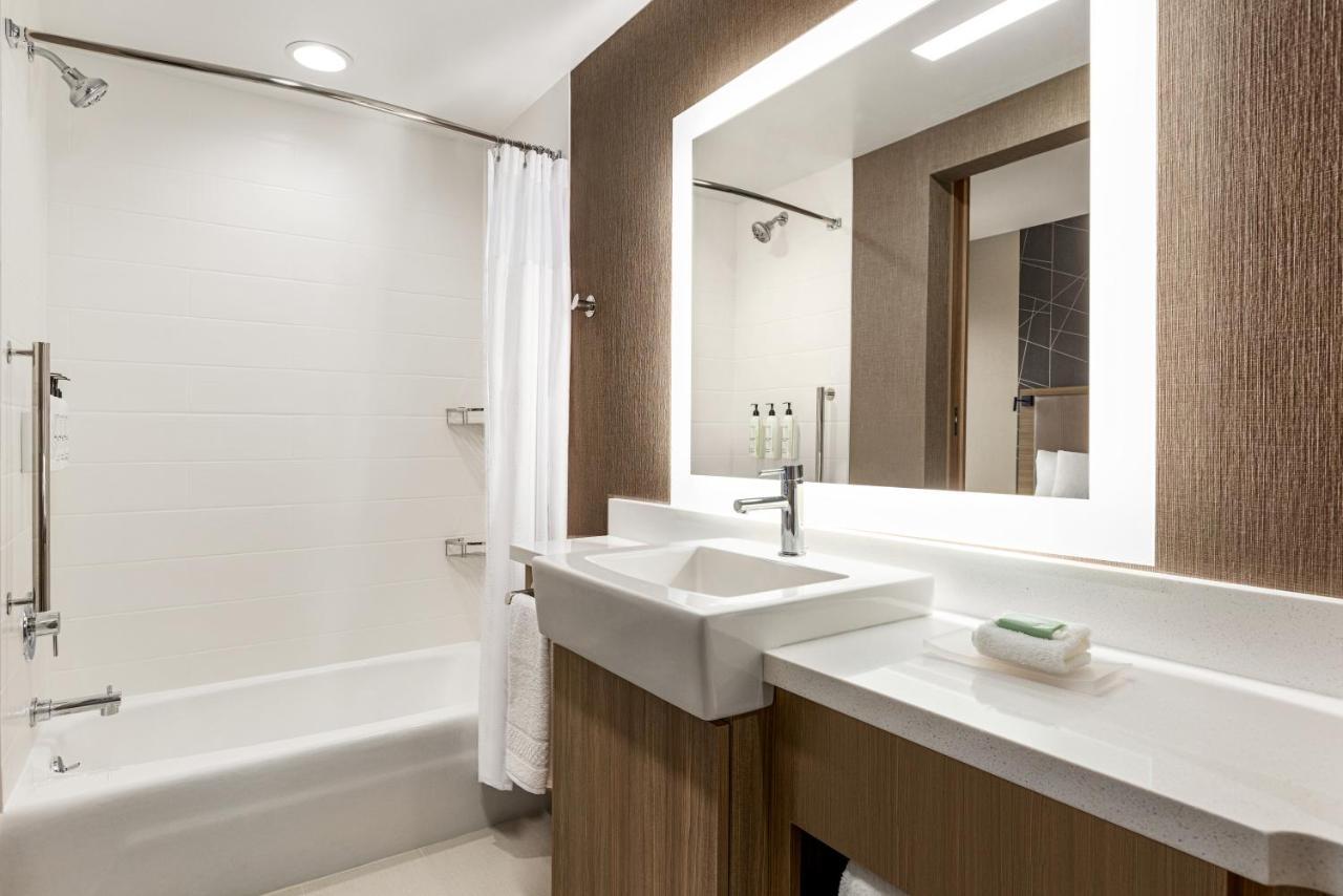 Springhill Suites By Marriott Camp Hill Екстериор снимка