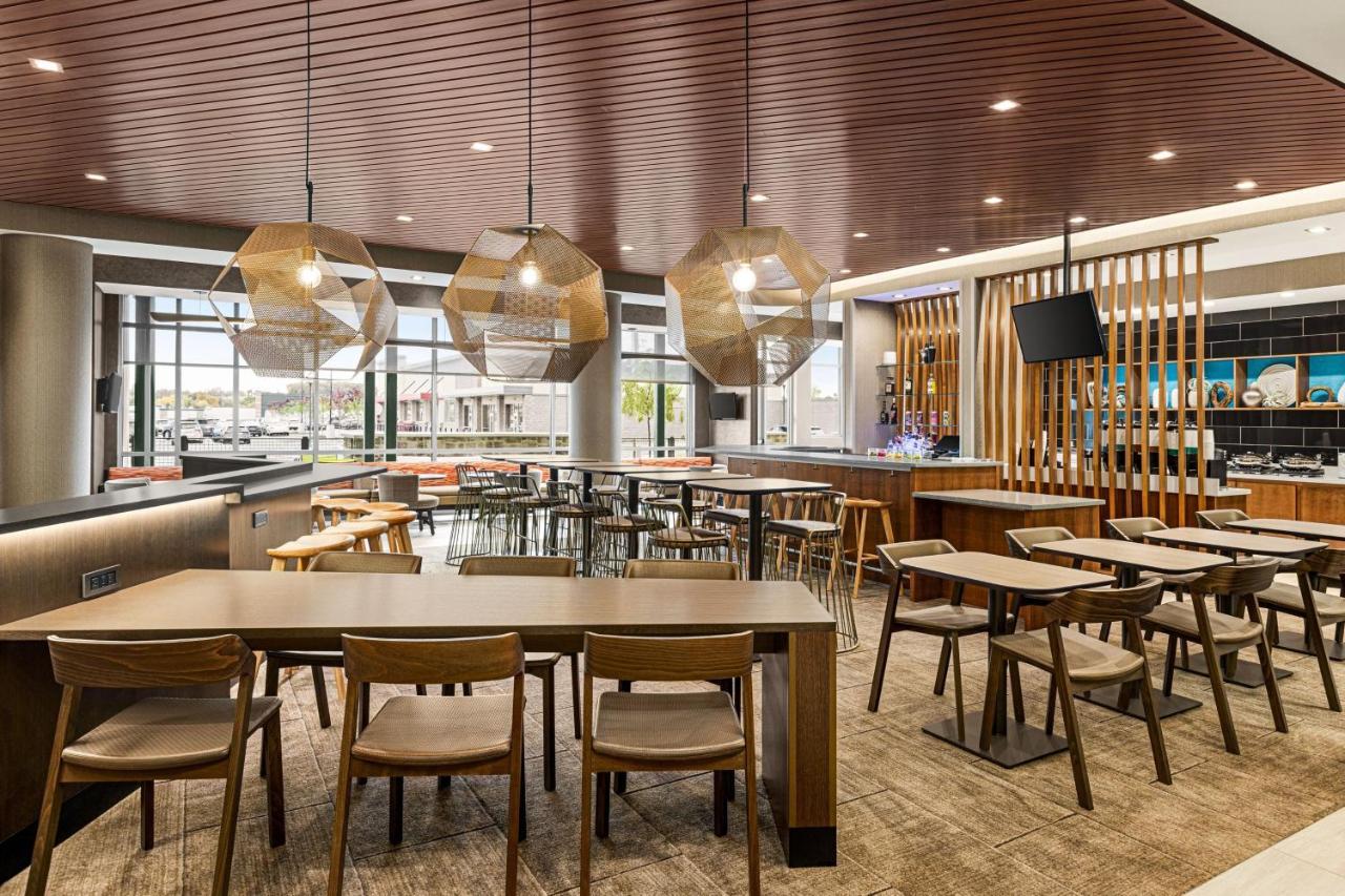 Springhill Suites By Marriott Camp Hill Екстериор снимка